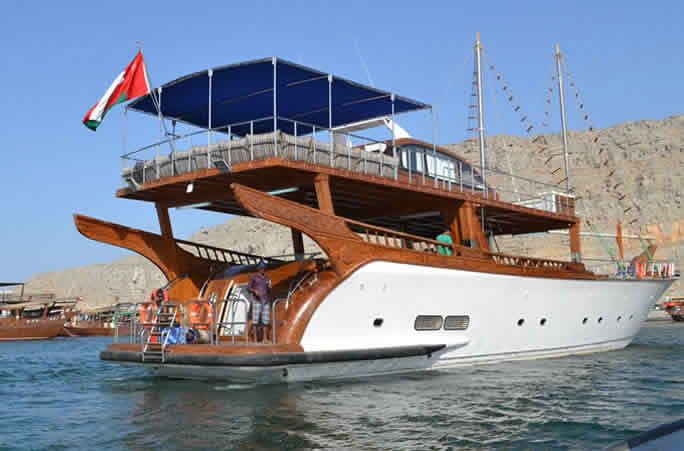 Musandam Cruise to Khor Sham